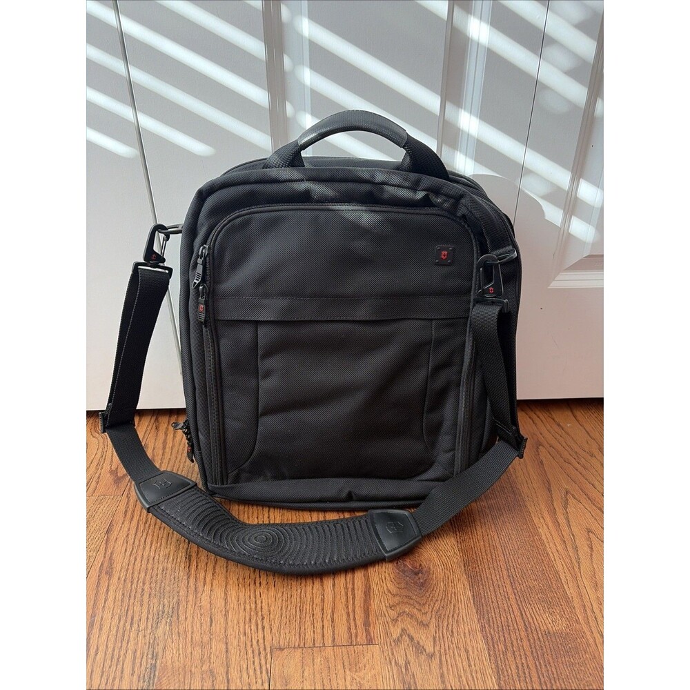 Victorinox Black Laptop Bag/Briefcase w/Multiple Pockets